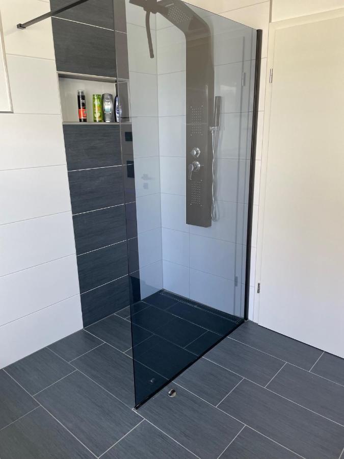 Apartments Saaldorf-Ferienhaus Mit 6 Apartments 45Qm-120Qm Direkt Am Thueringer Meer-Bleilochtalsperre Бад-Лобенштайн Екстер'єр фото